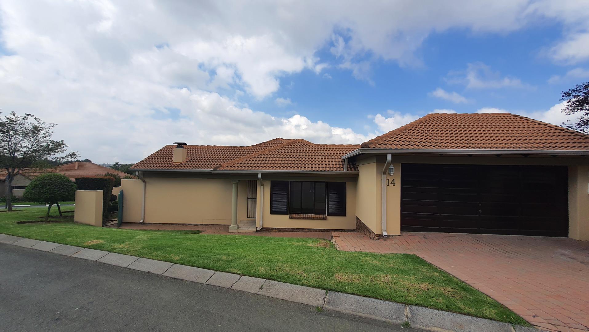 Thornhill Estate Property Property and houses to rent in Thornhill