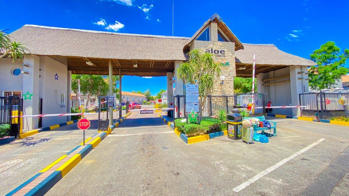 2 Bedroom Townhouse for sale in Greenstone Hill 1100 Aloe Place