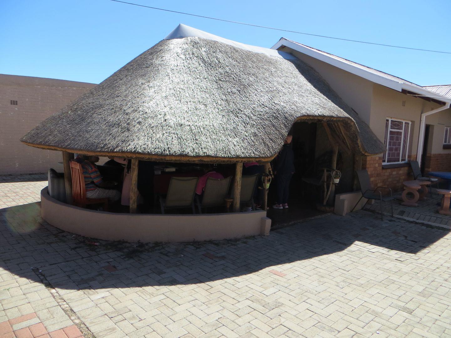 1 Bedroom House to rent in Carletonville Central P24114273350