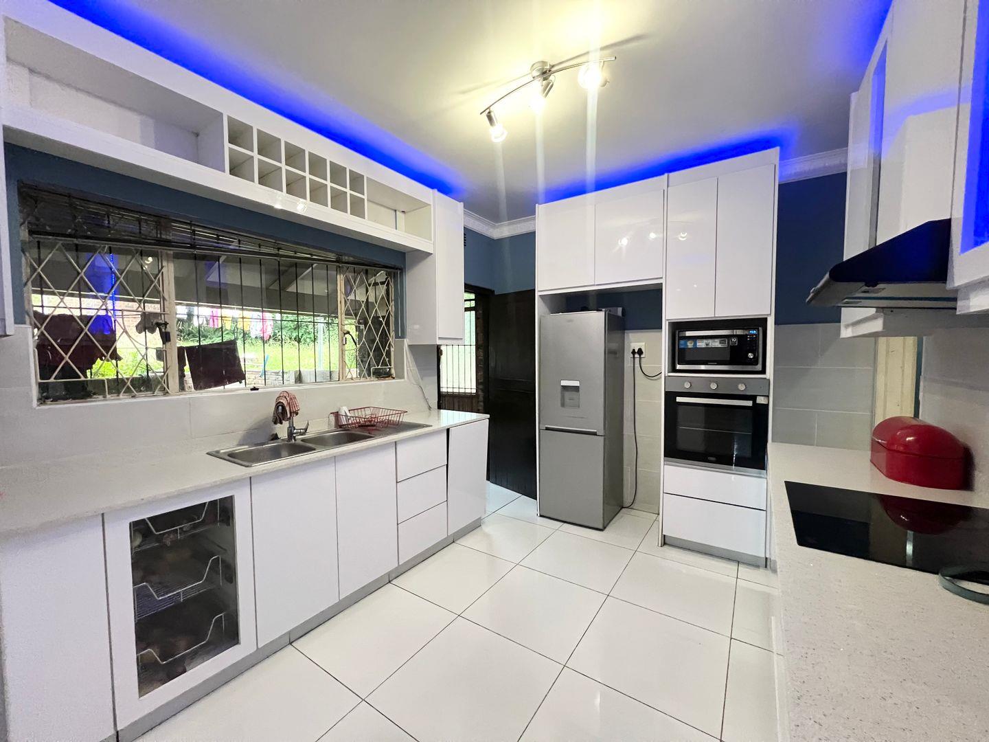 4 Bedroom House for sale in Northern Park 102 Montgomery Drive P24