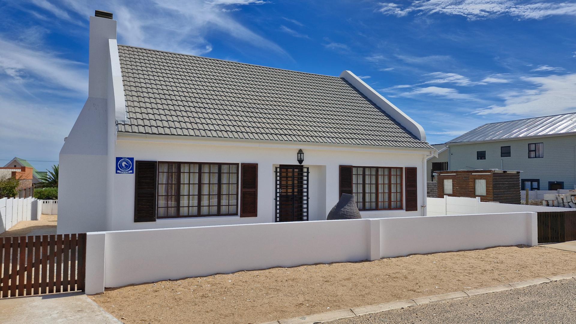 3 Bedroom House for sale in Lamberts Bay 1633 Saratoga Close P24