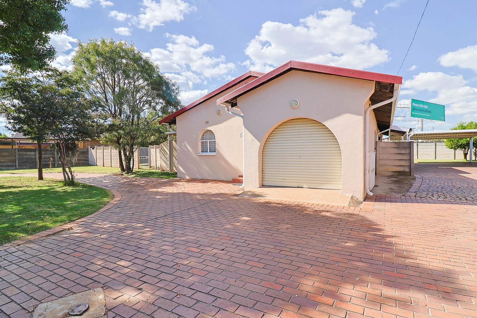 Verwoerdpark, Alberton Property Property and houses for sale in