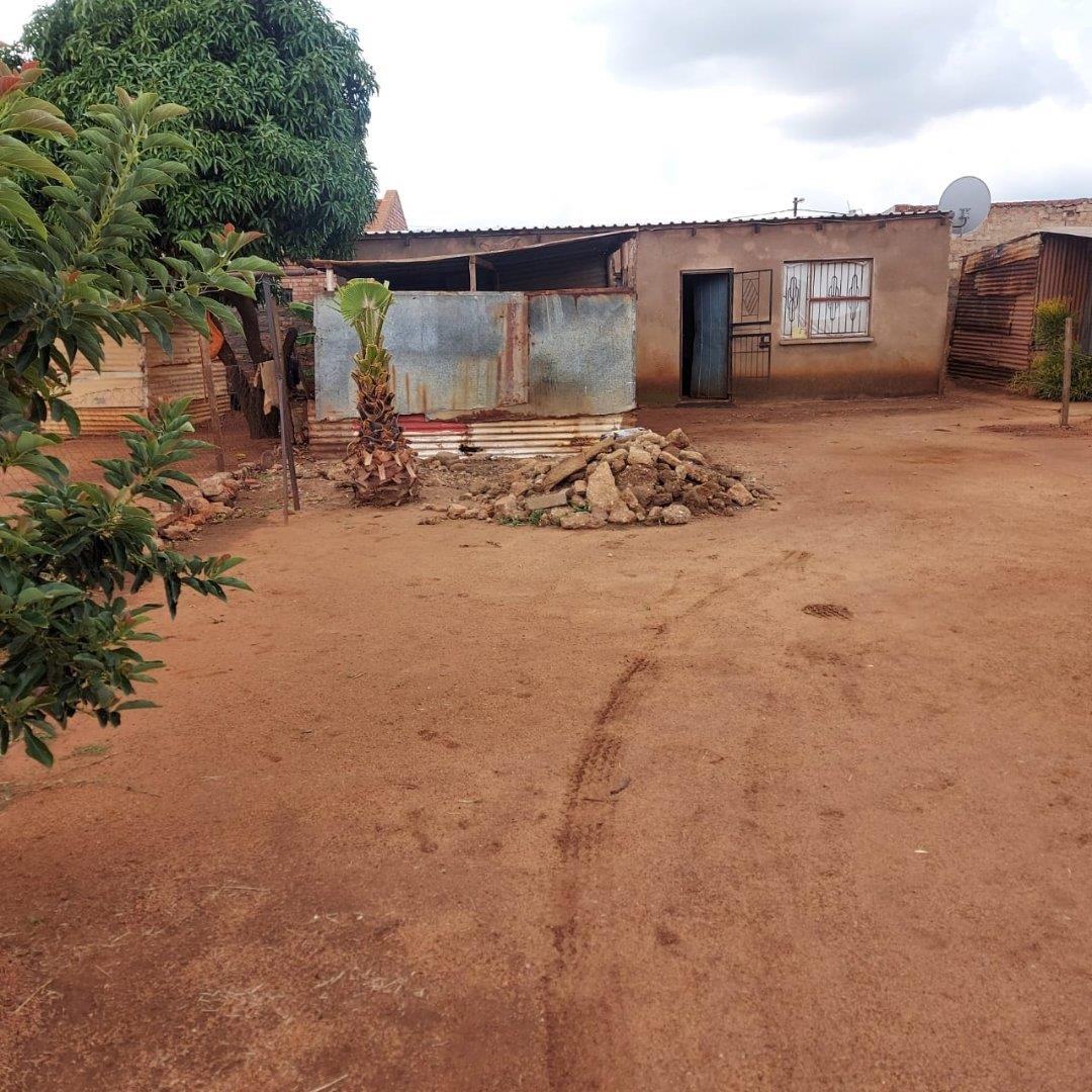 Vacant land / plot for sale in Soshanguve East Ext 5 P24114276612