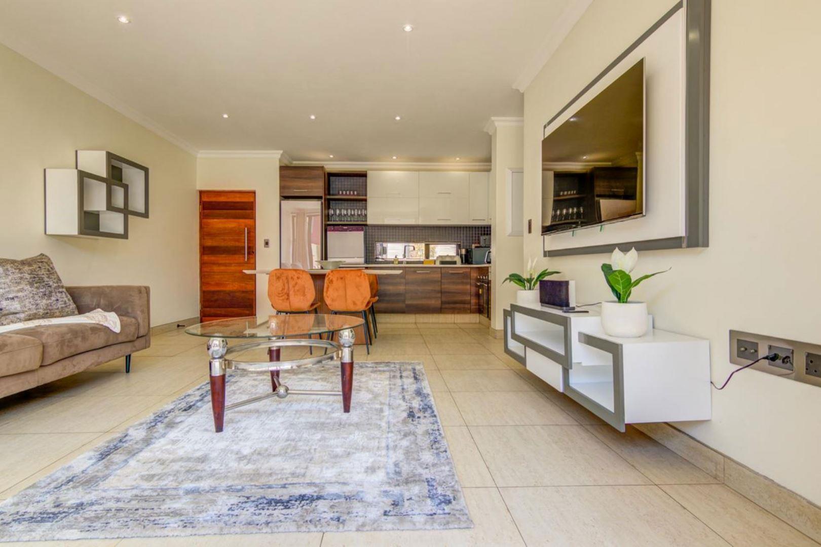 2 Bedroom Townhouse to rent in Glen Eagle Estate 6 Mountain Place