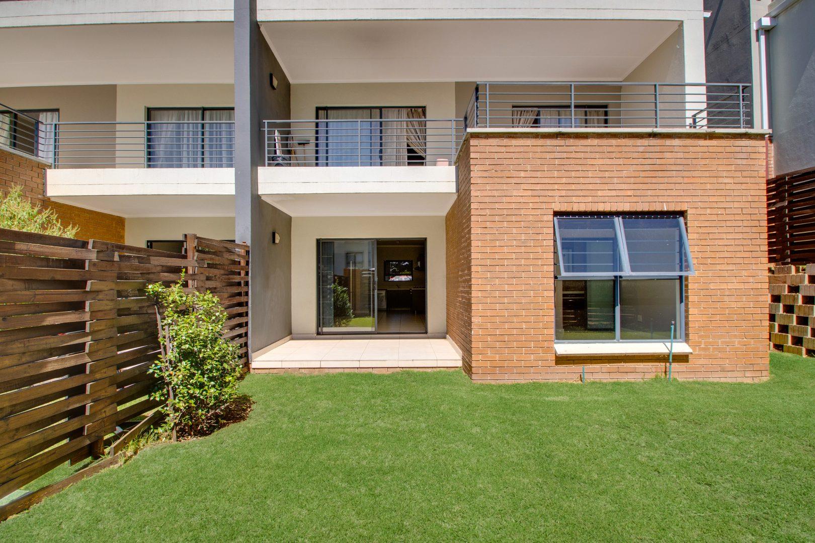 3 Bedroom Apartment / flat for sale in Fourways 547 The William, 1 Broadacres Drive P24