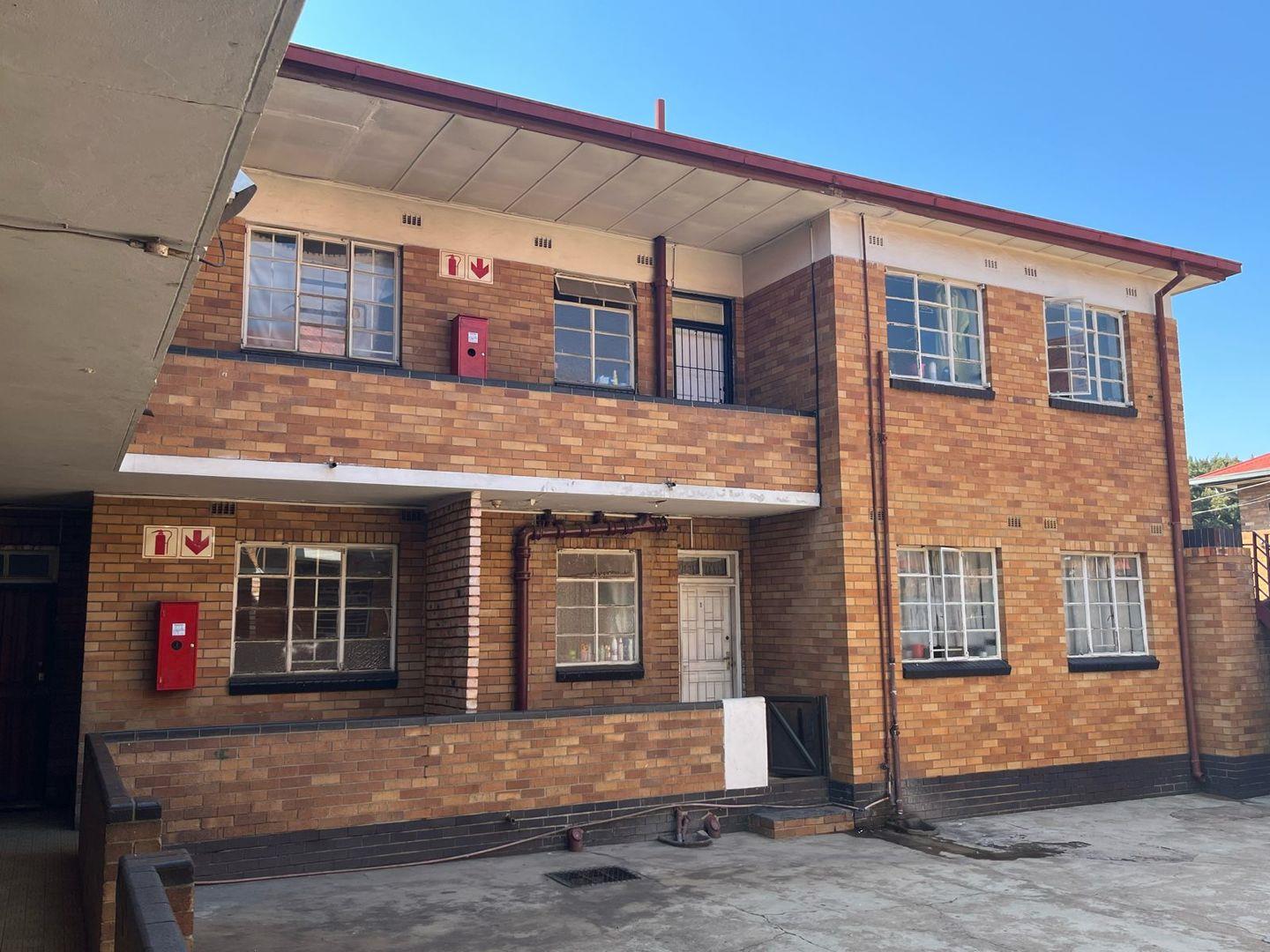 2 Bedroom Apartment / flat for sale in Germiston South P24114277176