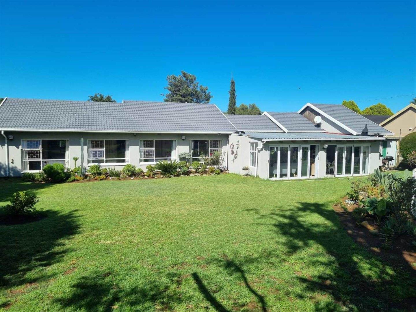 3 Bedroom House for sale in Brackenhurst 5 Lotus Street P24114278653