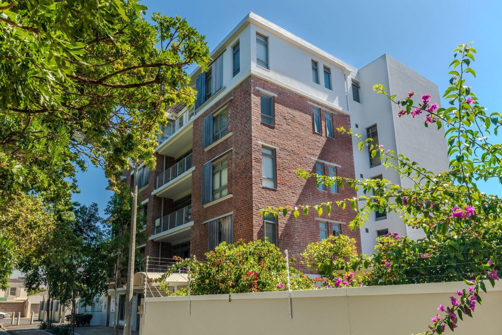 2 Bedroom Apartment / flat for sale in Claremont Upper P24114279304