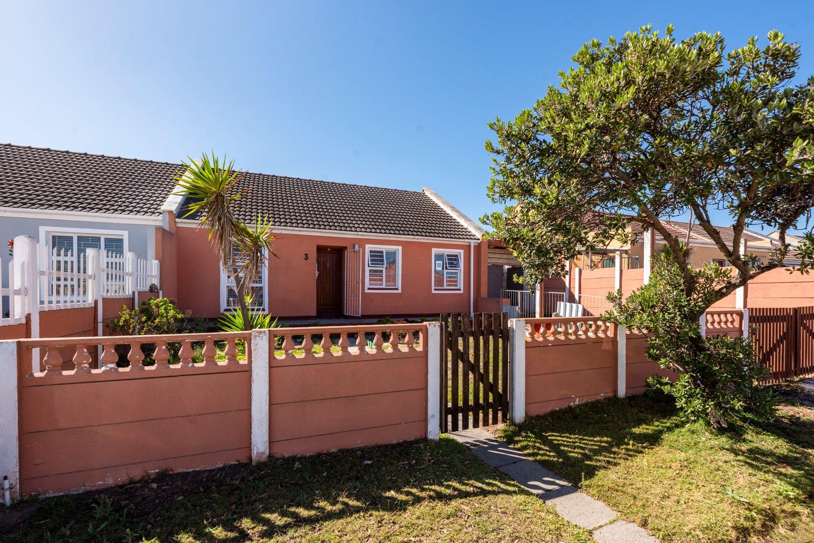 Strandfontein, Mitchells Plain Property Property and houses for sale