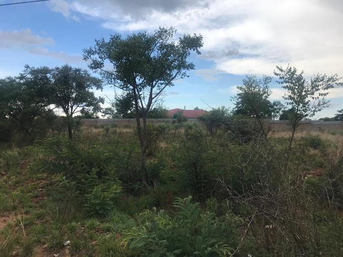 Vacant Land / Plot for Sale in Newton West