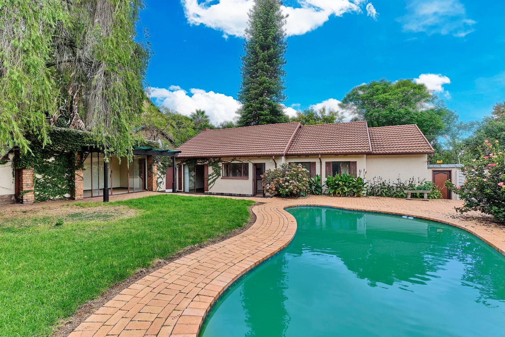 3 Bedroom House for sale in Blairgowrie P24114281254