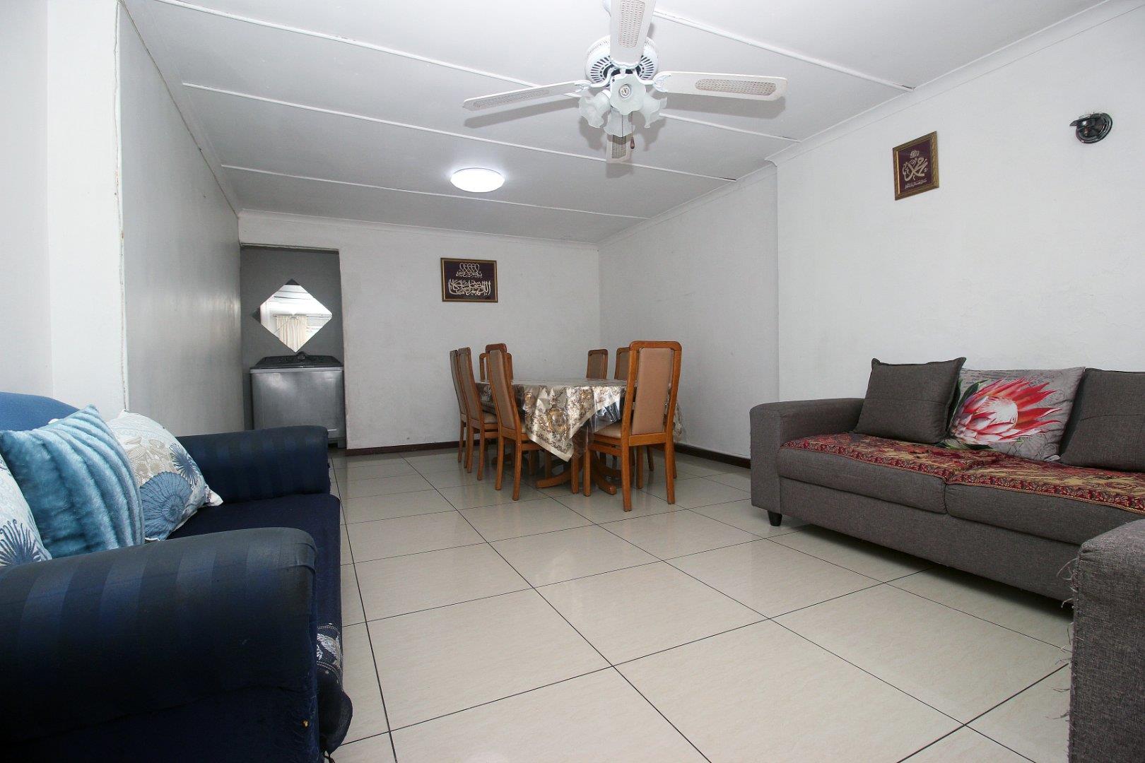 4 Bedroom House on auction in Bridgetown P24114281271