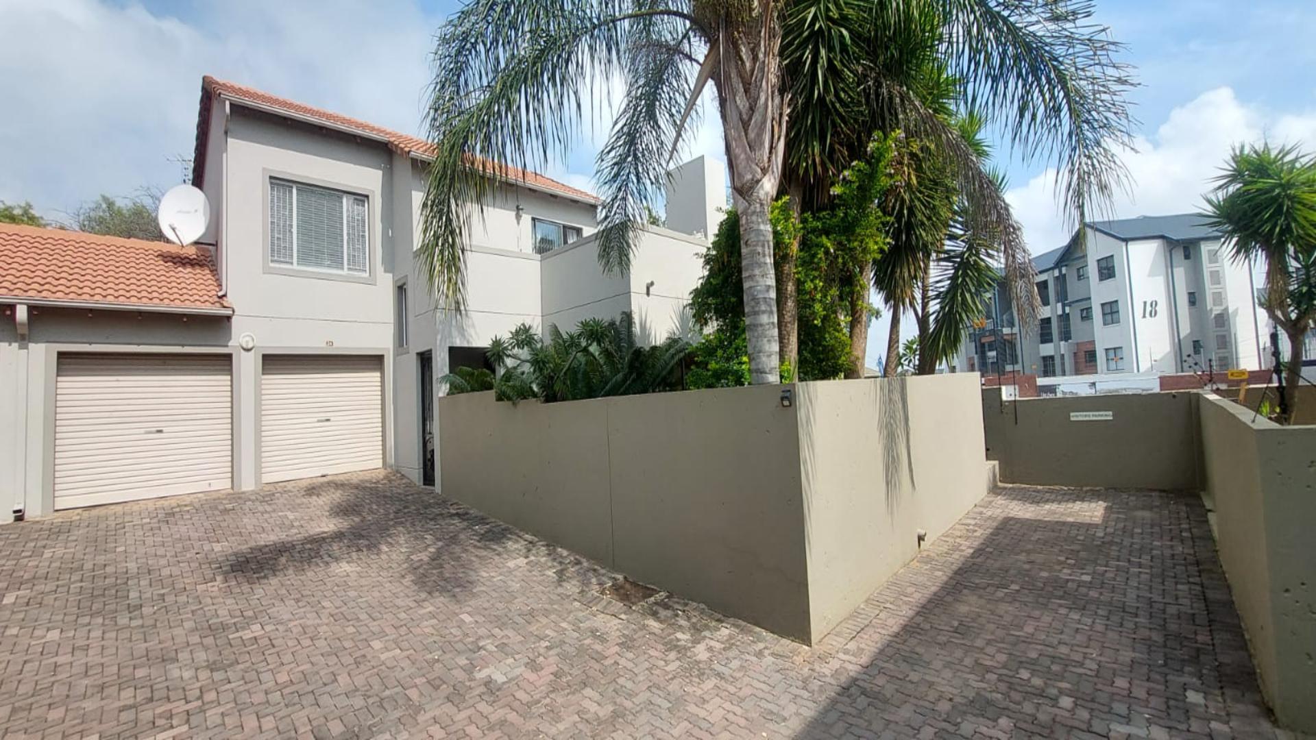 3 Bedroom Townhouse for sale in Northgate P24114281343