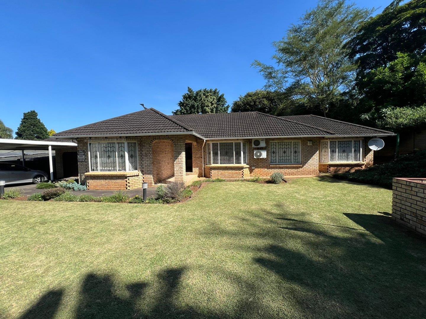 Chase Valley Property Property and houses for sale in Chase Valley