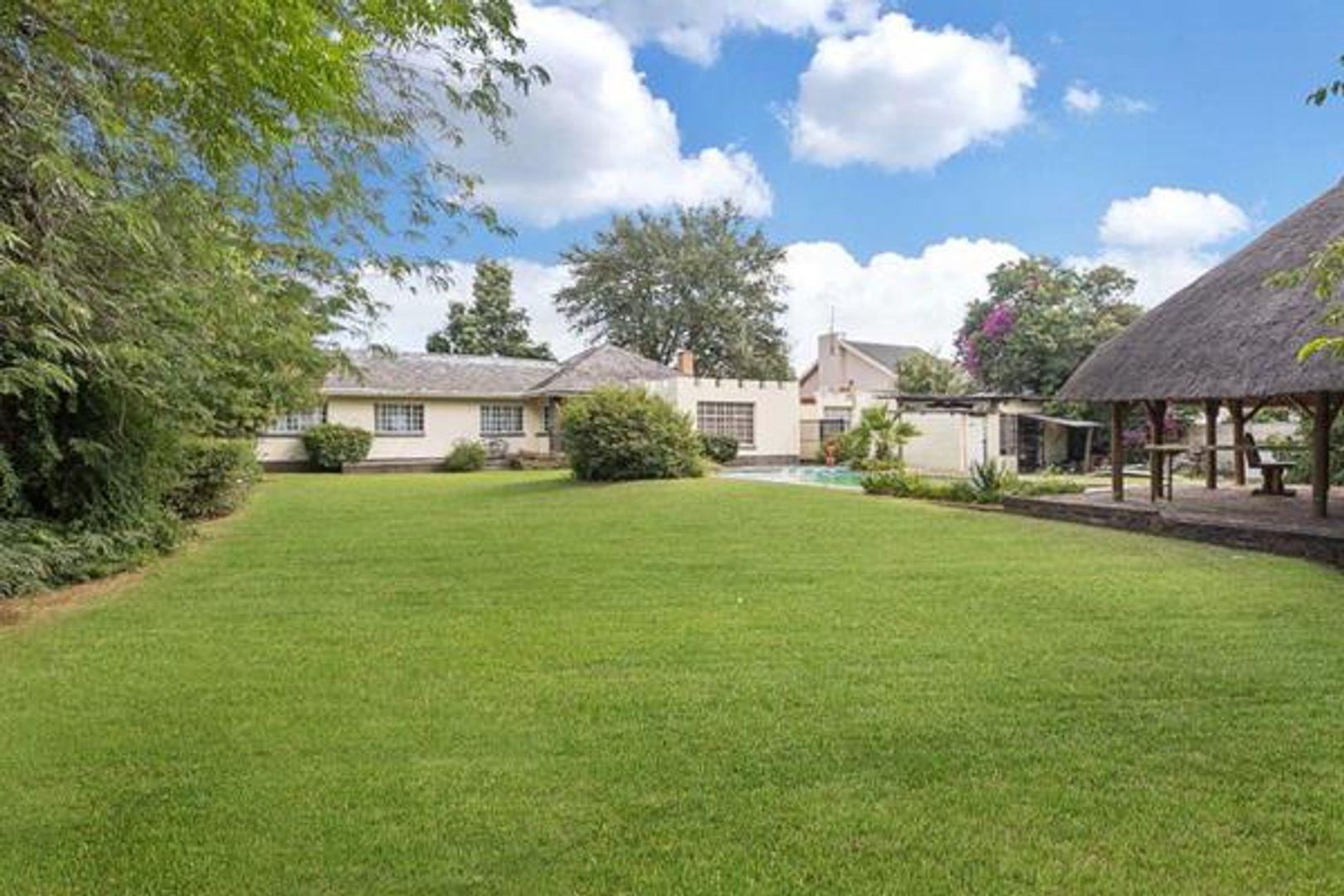 4 Bedroom House for sale in Lambton P24114281487