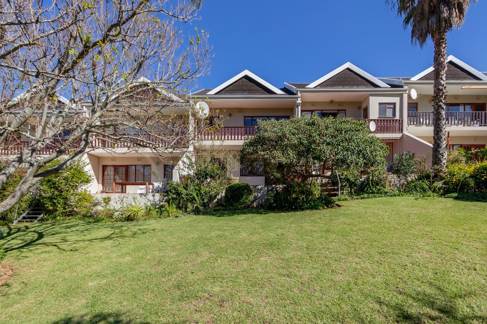 Townhouses to rent in Somerset West Somerset West Property