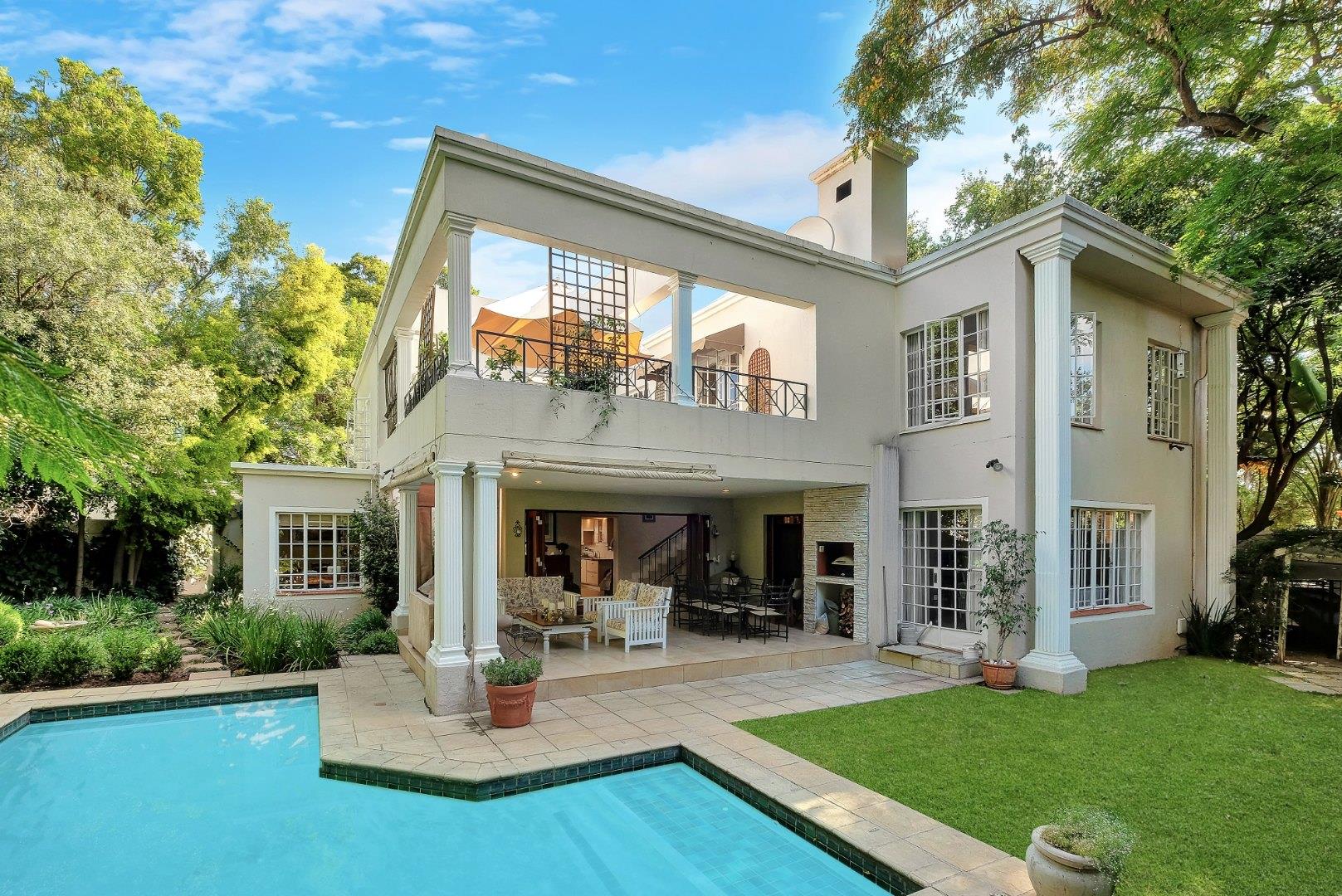 4 Bedroom House for sale in Hurlingham Manor Hurlingham Manor, 6