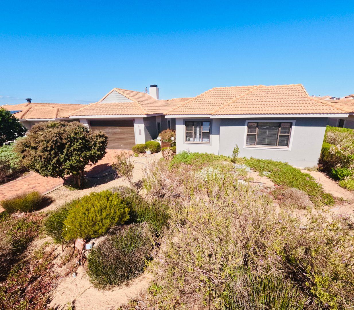 3 Bedroom House for sale in Langebaan Country Estate P24114255336