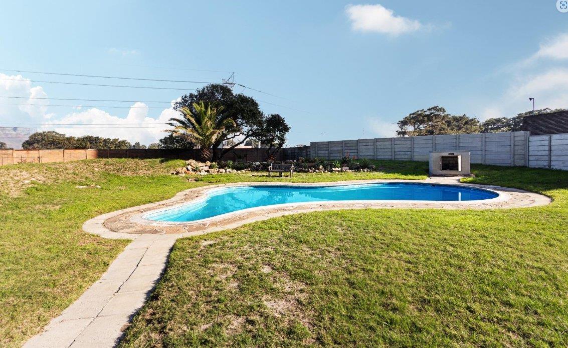 Apartments / flats for sale in Goodwood Goodwood Property