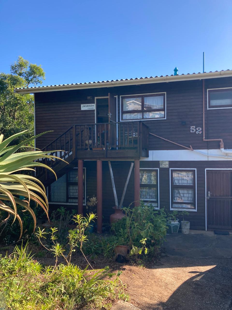 5 Bedroom House for sale in Herolds Bay 161 Skuinsbank Street P24114285577