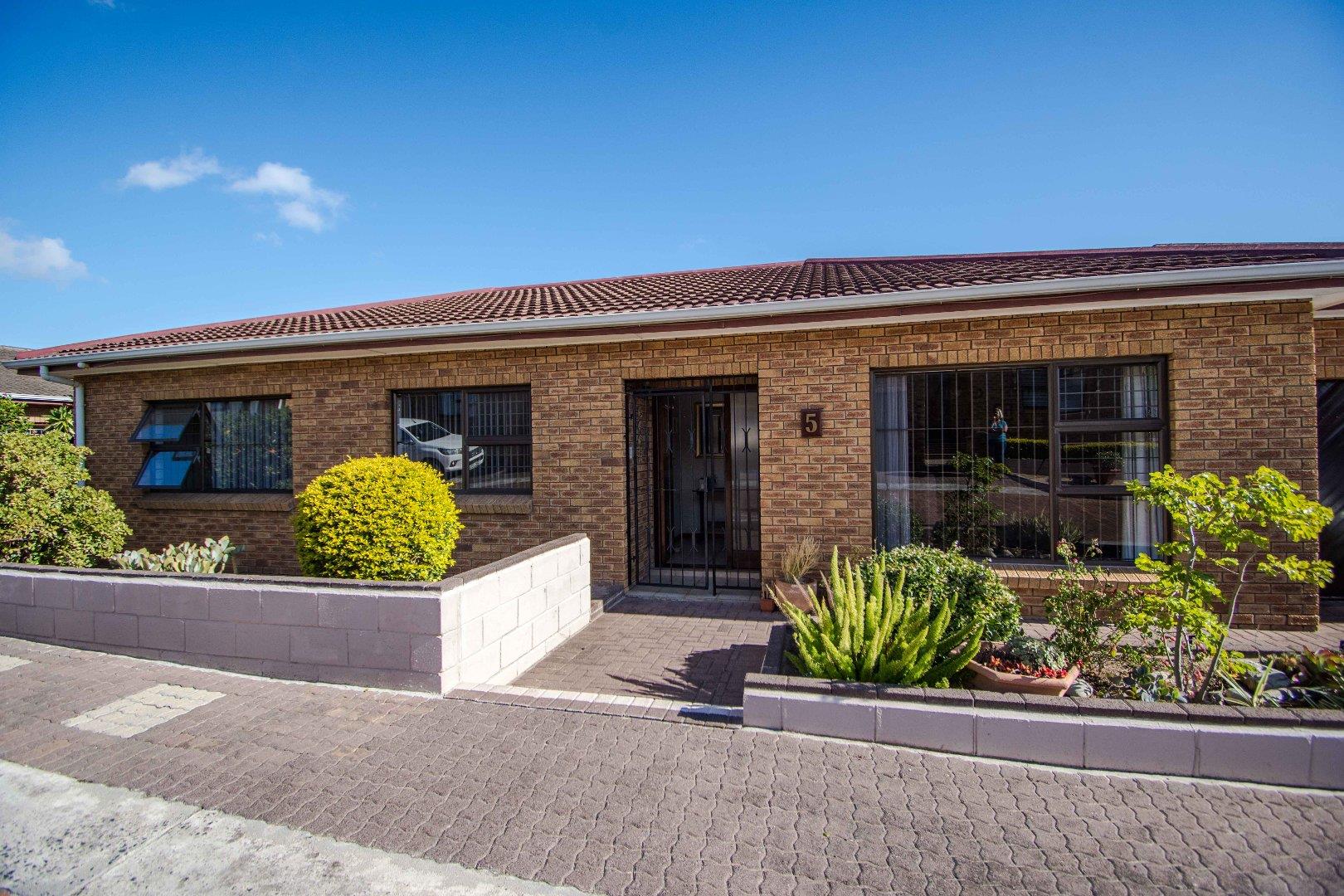 Houses to rent in Somerset West Somerset West Property