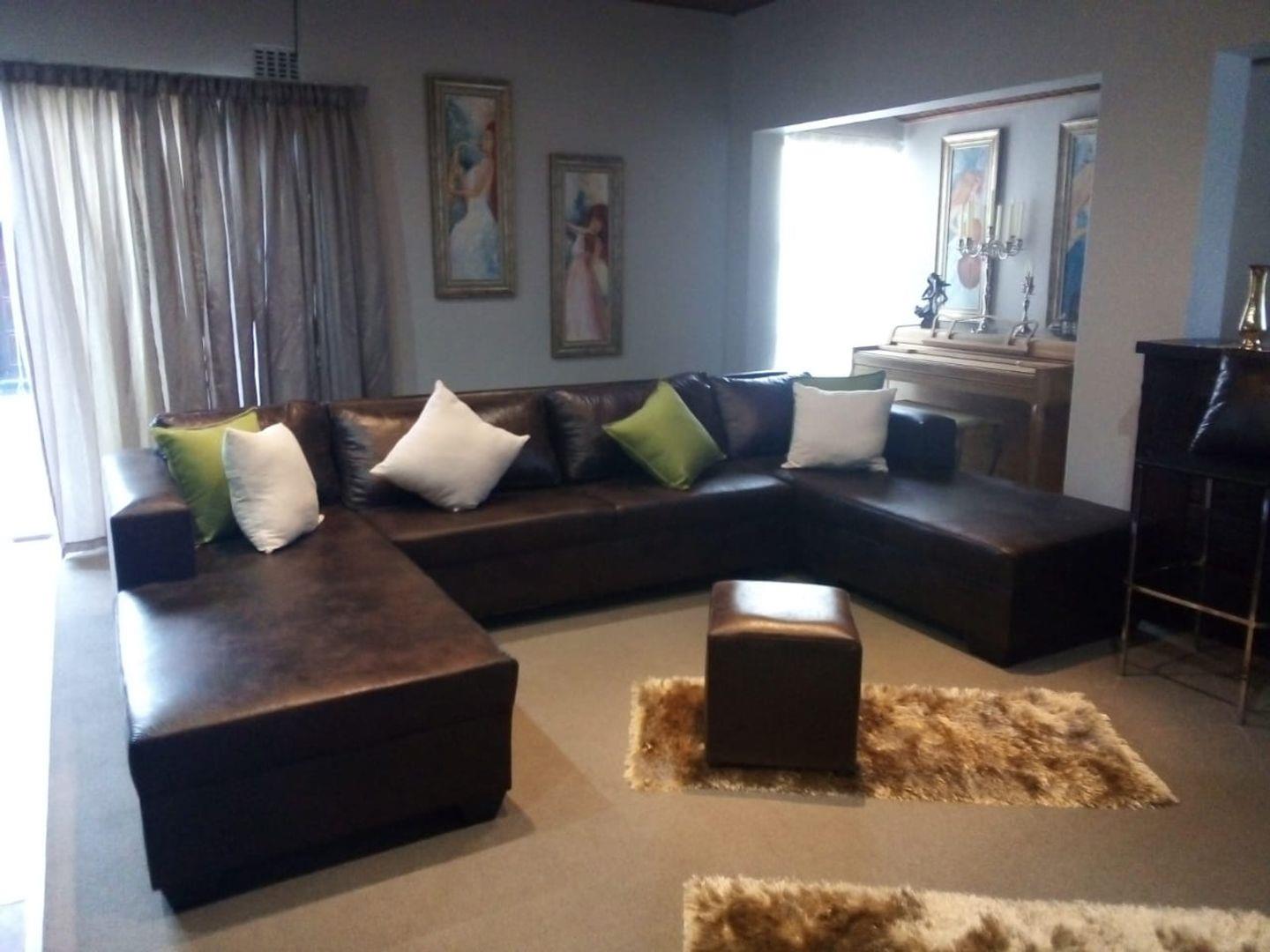 Three Rivers East Property Property and houses to rent in Three