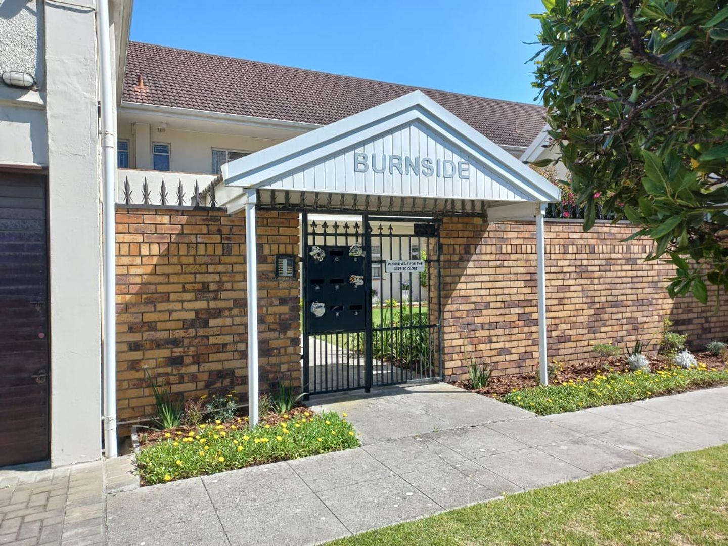 Pinelands, Cape Town Property Apartments / flats for sale in