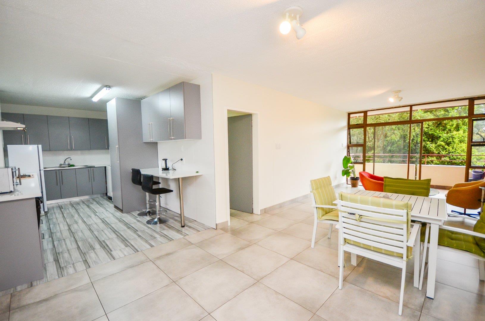 3 Bedroom Apartment / flat for sale in Lynnwood Glen 74 Ilkey Road