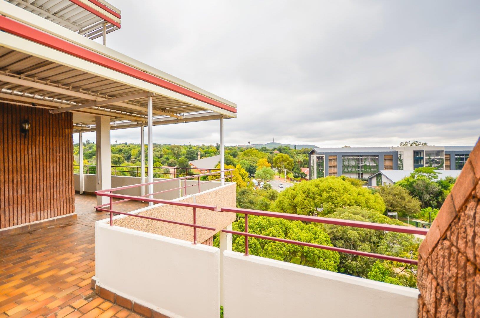 3 Bedroom Apartment / flat for sale in Lynnwood Glen 74 Ilkey Road P24114289200