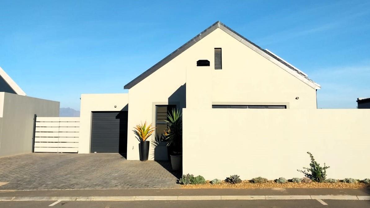 2 Bedroom House for sale in Altona 15 Wild Almond P24114292038