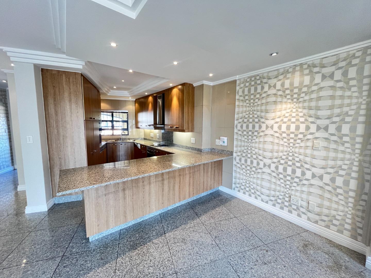 2 Bedroom Apartment / flat to rent in Bedford Gardens 107 Ss Villa