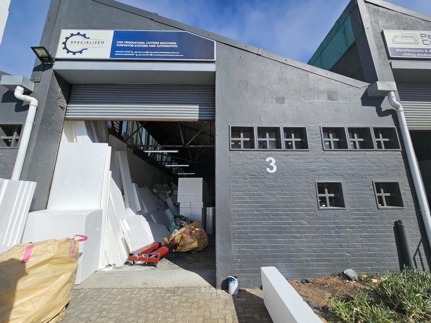 Industrial property to rent in Epping Industrial 3 Gunners Factory