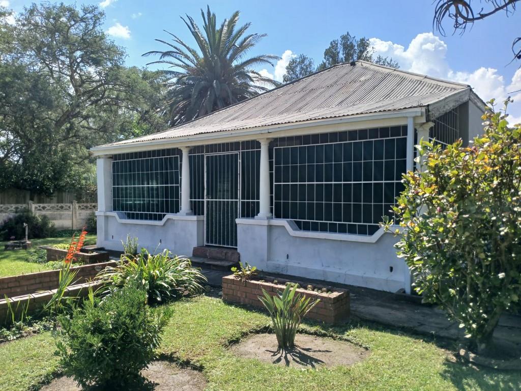 3 Bedroom House for sale in Glencoe P24112926301