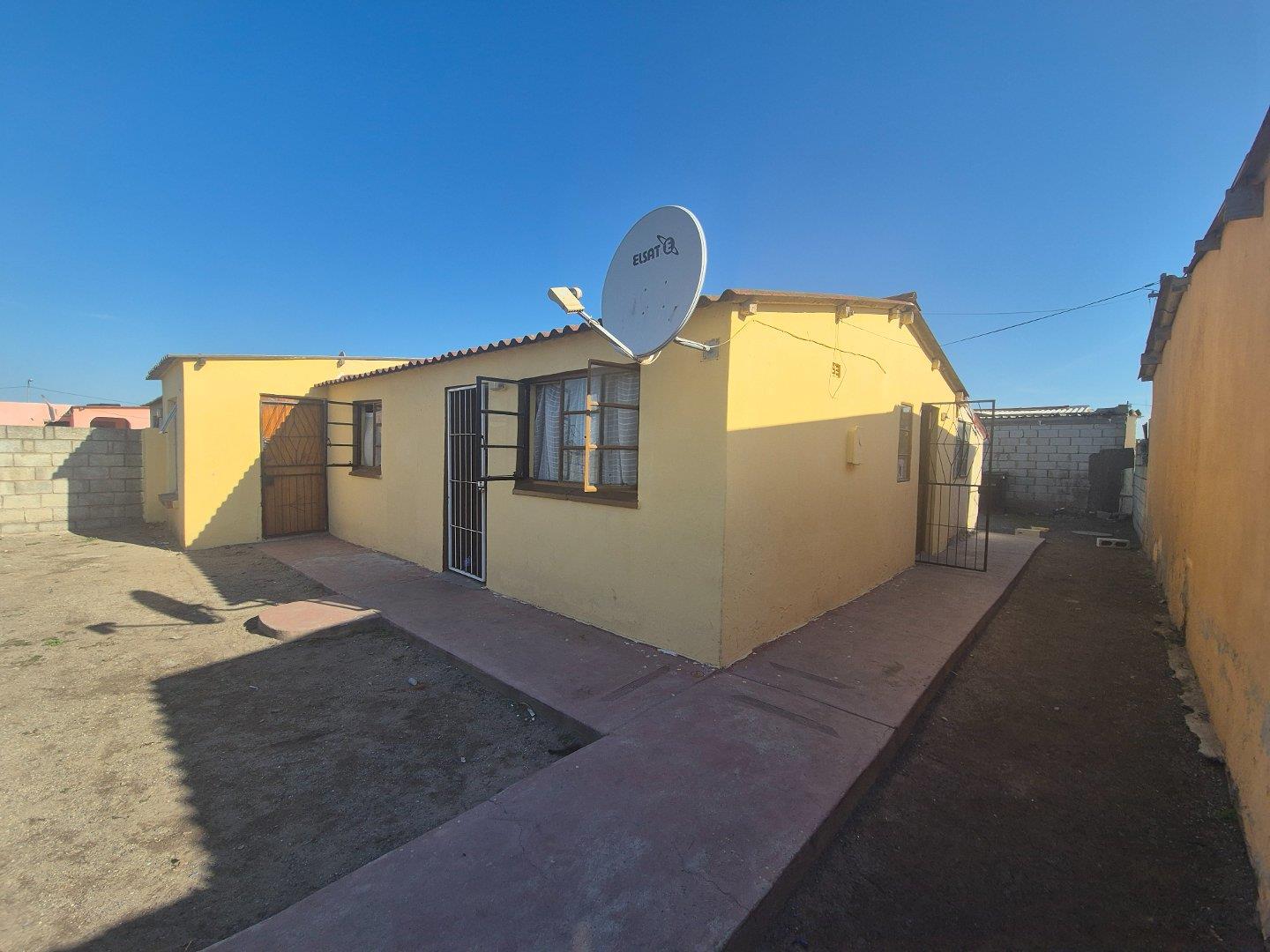 2 Bedroom House for sale in Kwazakhele P24114294450