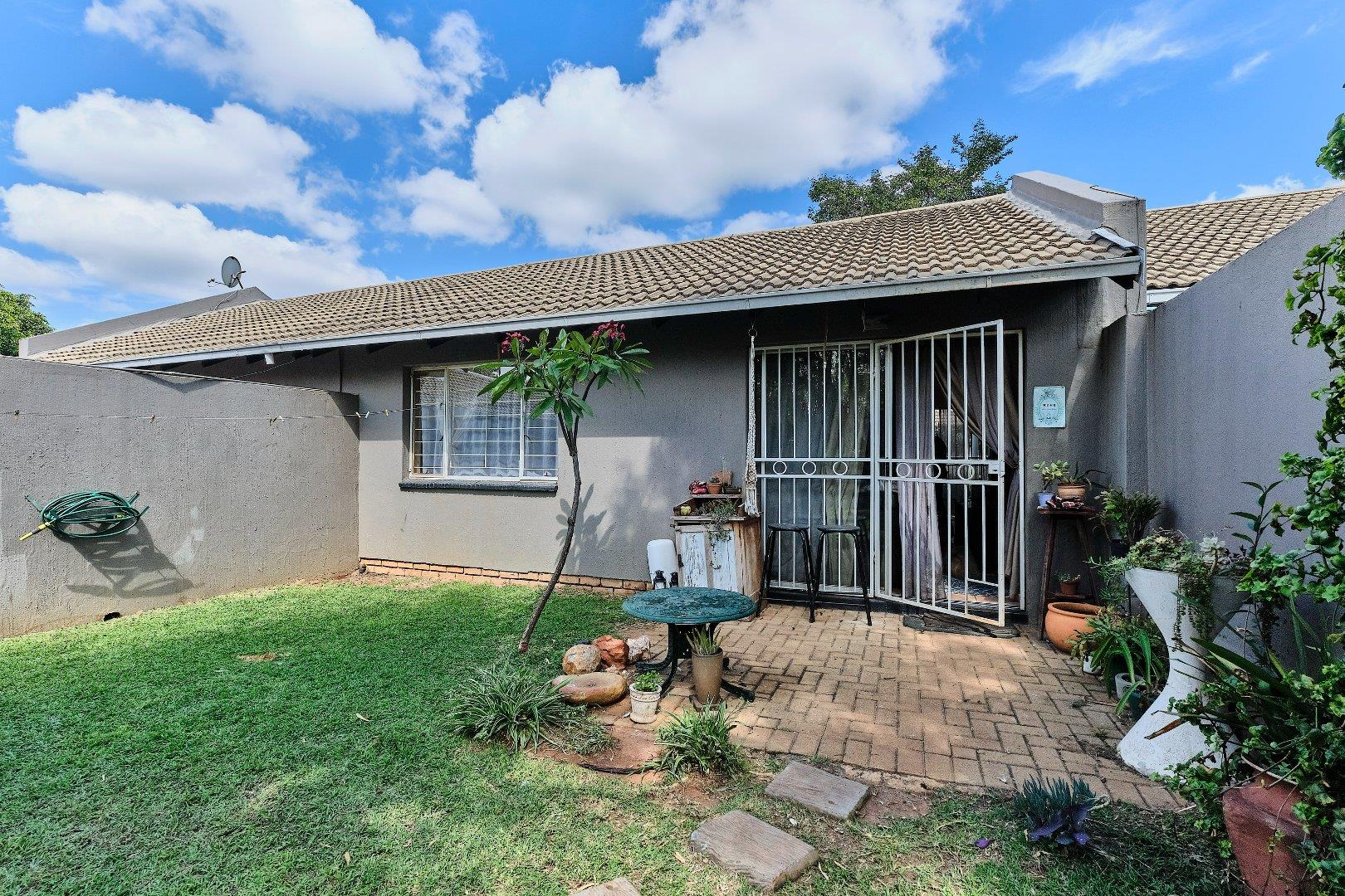 1 Bedroom House for sale in Northwold P24114294874