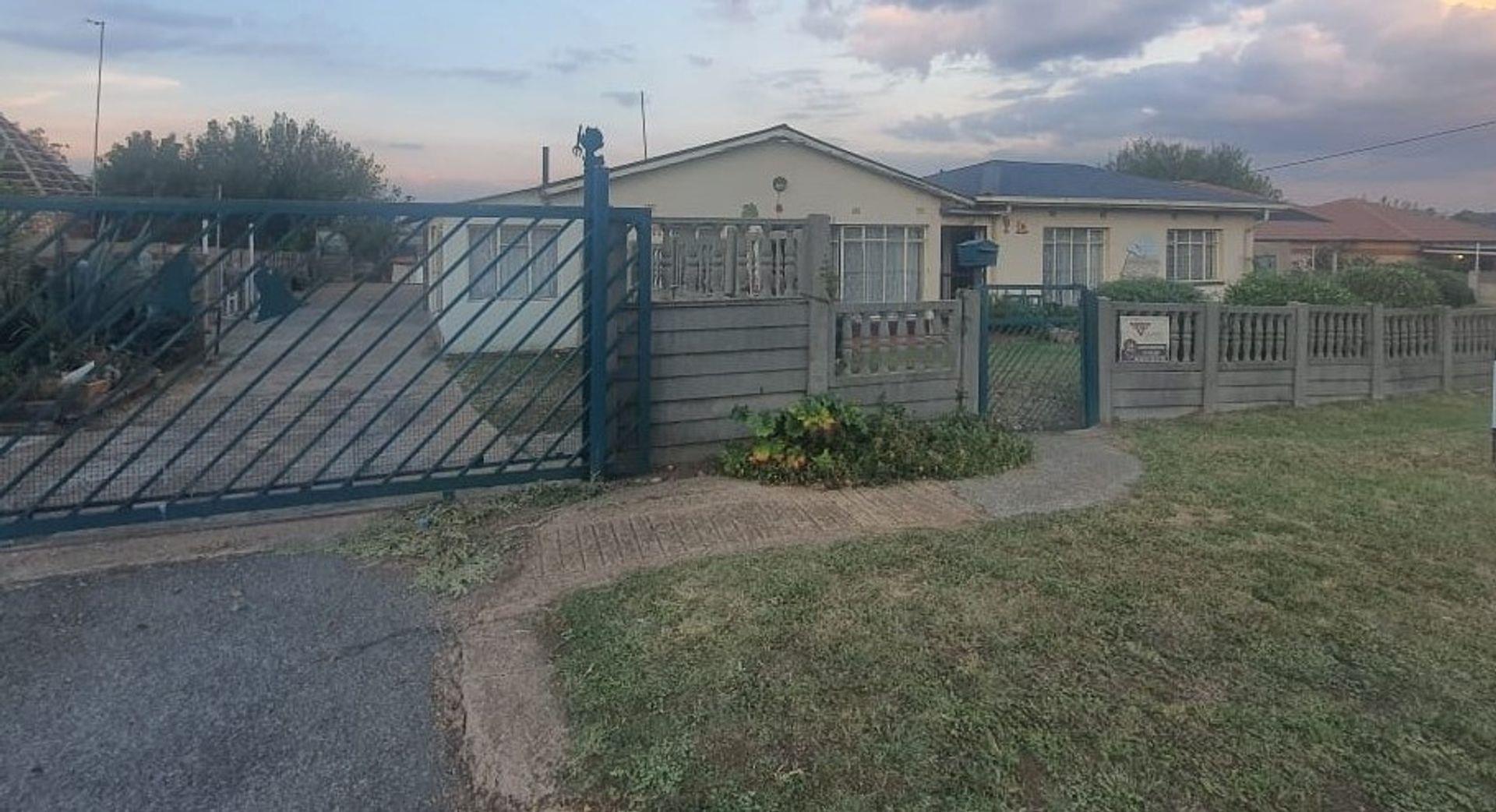 5 Bedroom House for sale in Tedstoneville P24114217216