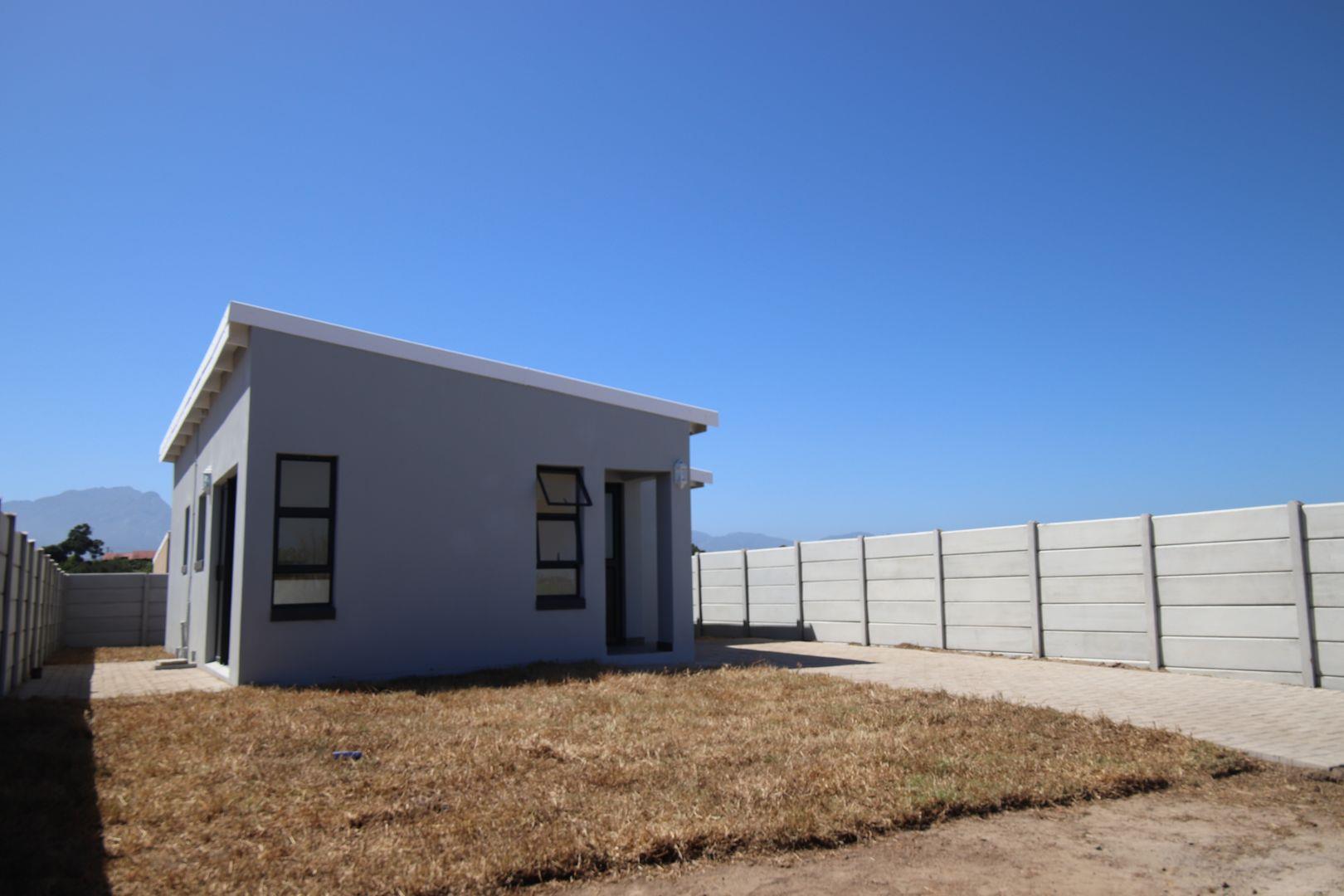 3 Bedroom House for sale in Pacaltsdorp P24114297074