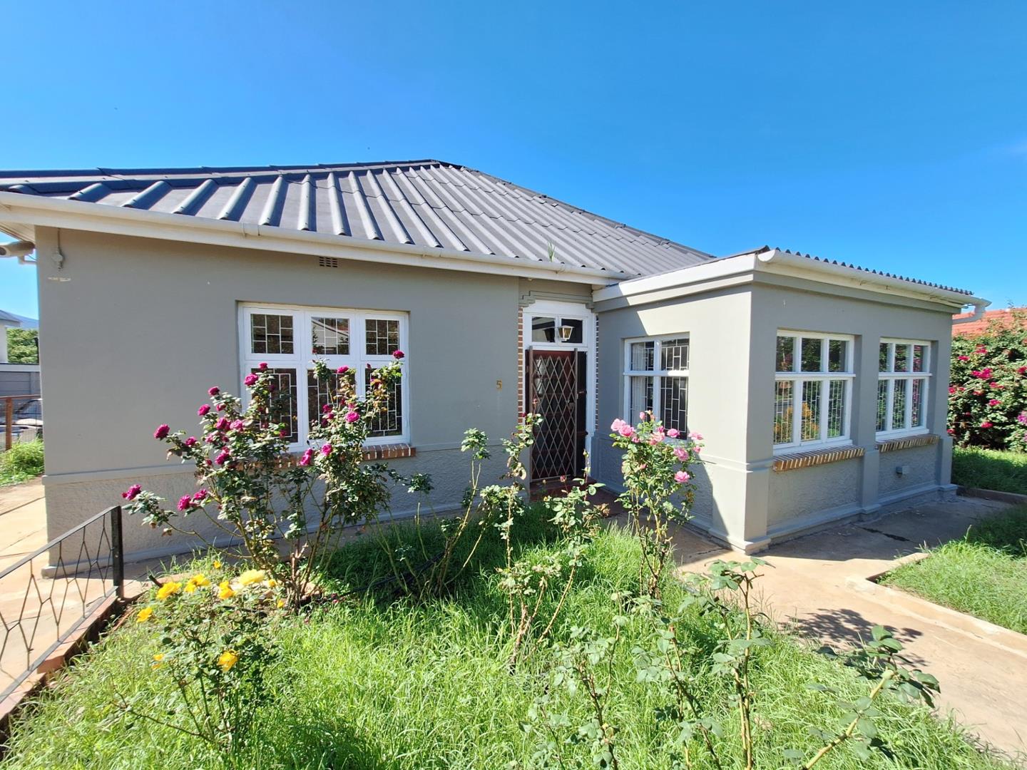 Property and houses for sale in Ashton Ashton Property