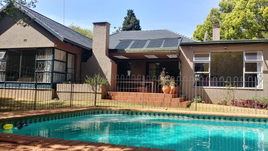 4 Bedroom House for sale in Robindale 27 Locksley Rd P24114297353