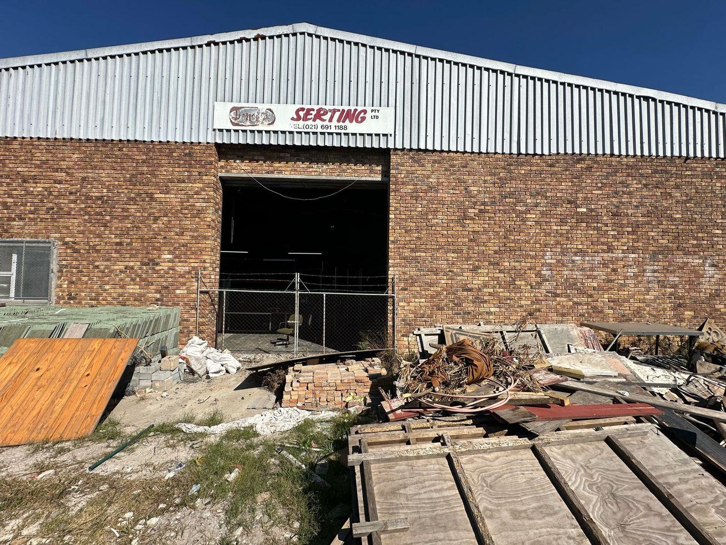 Industrial property to rent in Philippi 21 Steenbrass Road P24