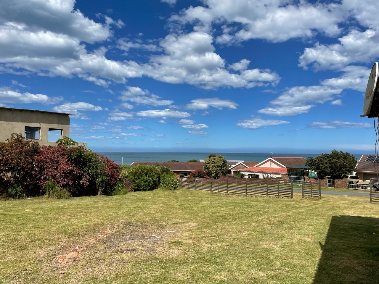 2 Bedroom House for sale in Winterstrand P24114298178