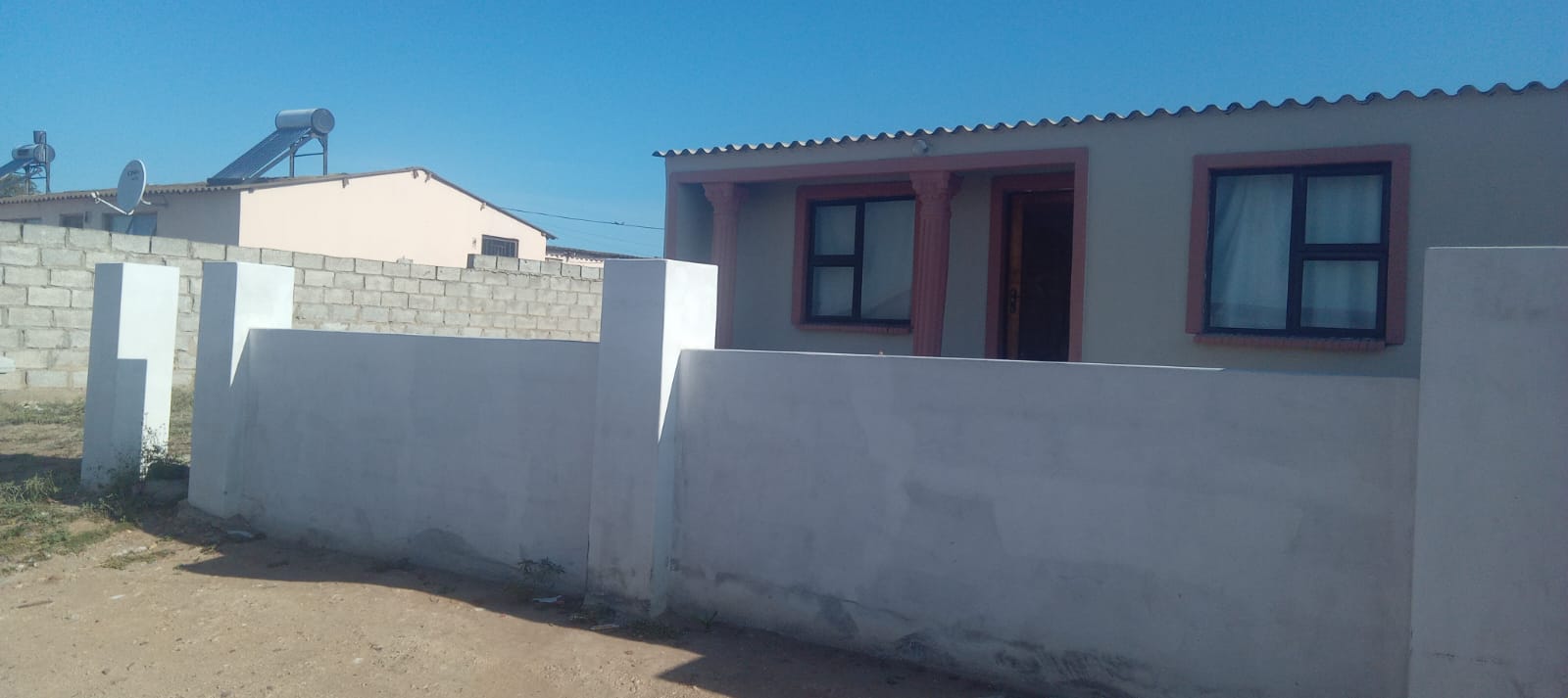 3 Bedroom House for sale in Zwide P24114298525