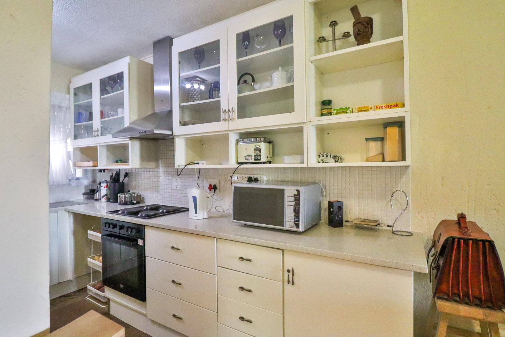 3 Bedroom Townhouse to rent in Eastwood P24114298994