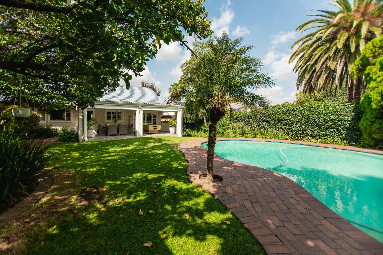 3 Bedroom House for sale in Dunvegan P24114299193