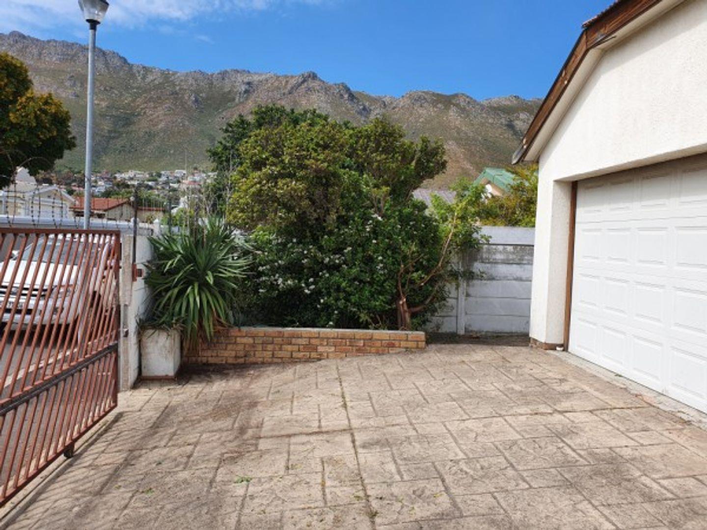 Property and houses for sale in Gordons Bay Gordons Bay Property