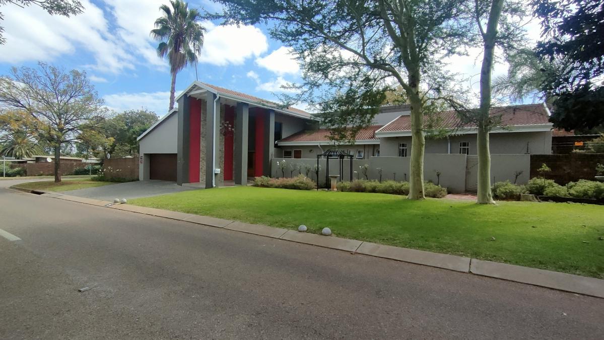 Pierre Van Ryneveld Property Property and houses for sale in Pierre