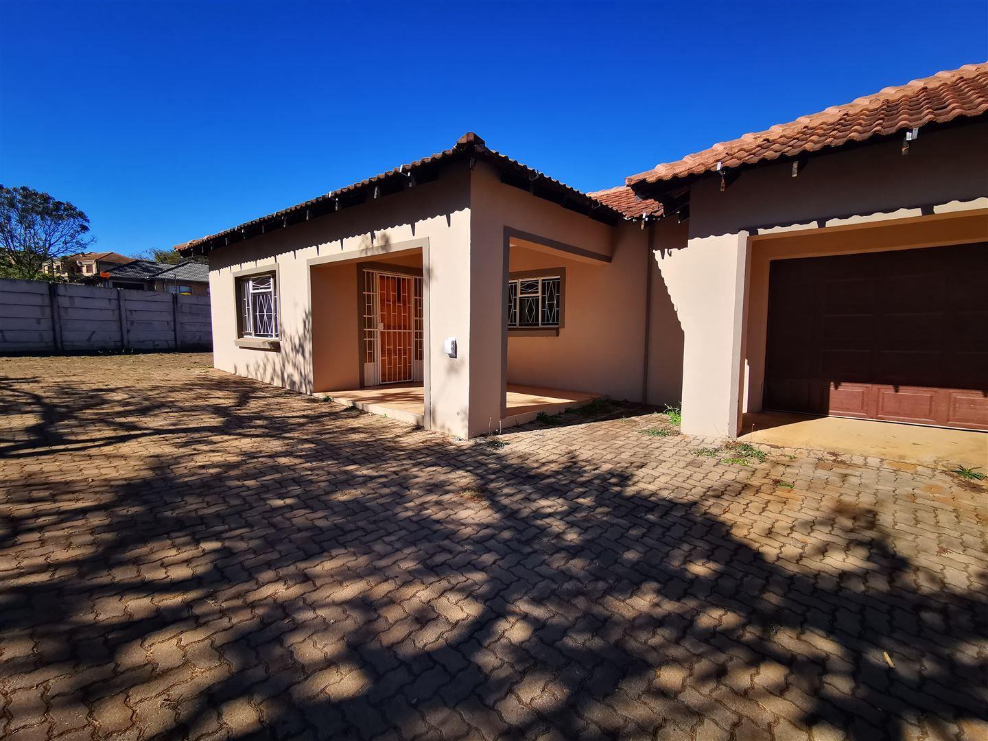 3 Bedroom House to rent in Louis Trichardt P24108686955
