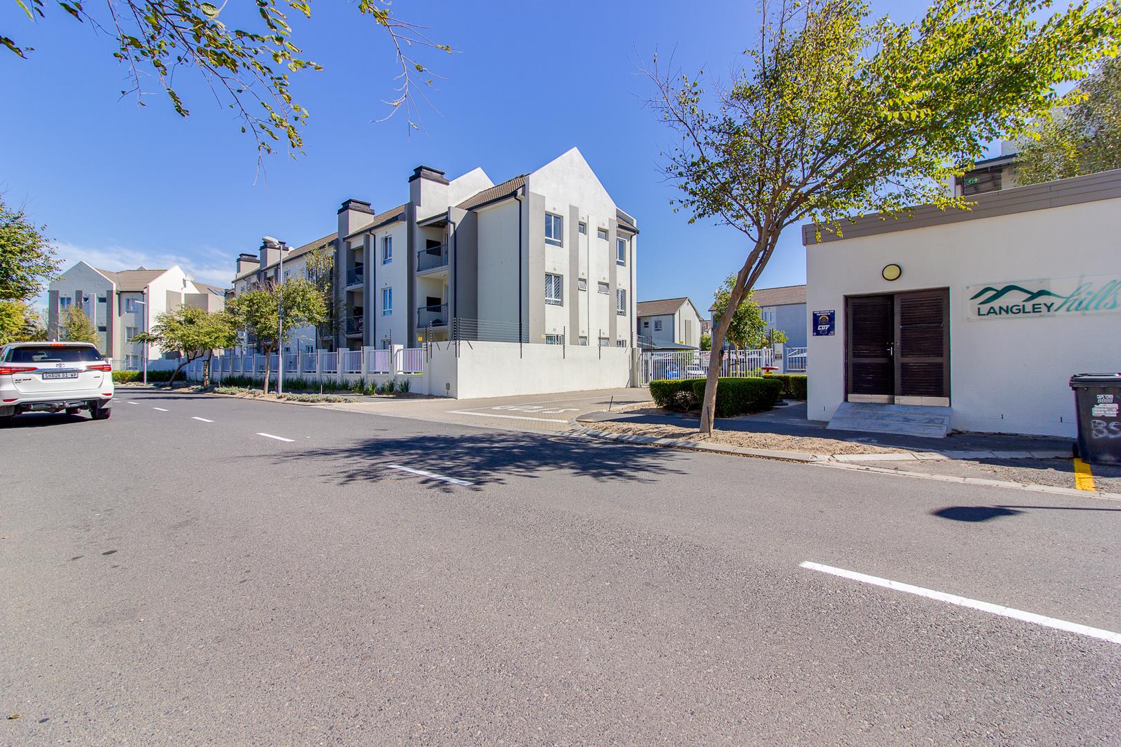 Buh Rein Estate Property Property and houses for sale in Buh Rein