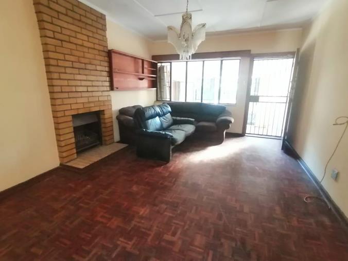 8 Bedroom House for Sale in Florida Lake