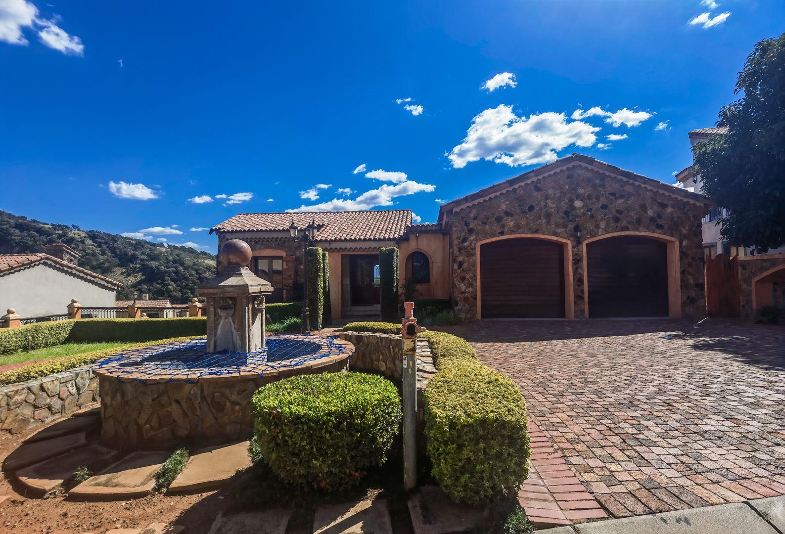 4 Bedroom House for sale in Estate D' Afrique P24114302033